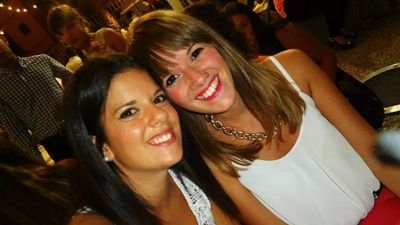 VigoFatima's profile picture. Entre el amor y el odio, ahí estoy yo.