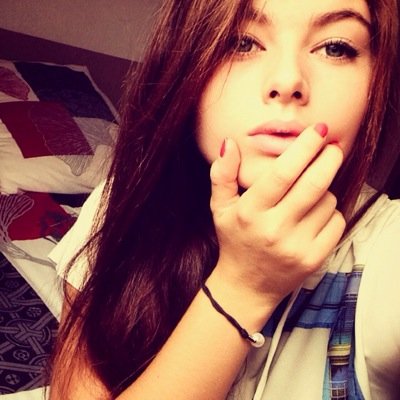 16 ans, S-crew, 1995, l'entourage. Au calme, groupie si tu veux.