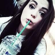 -Só os meus vampiros Favoritos que bebem mais Whisky do que sangue
❤.❤??
Fã incondicional The Vampire Diaries❤