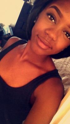 BabyJ_Queenz13's profile picture. Live life and cherish every moment because you never know when its gonna be gone.