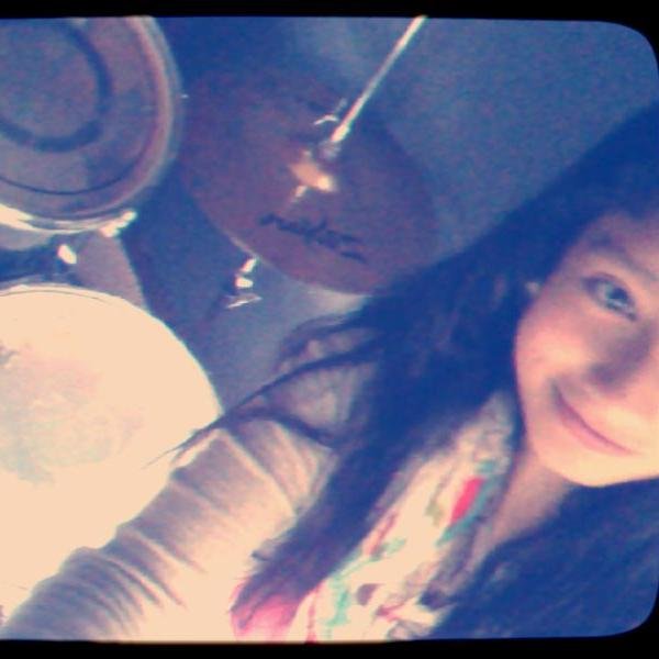 mi felicidad no tiene precio  tiene nombre F-U-T-B-O-L :3