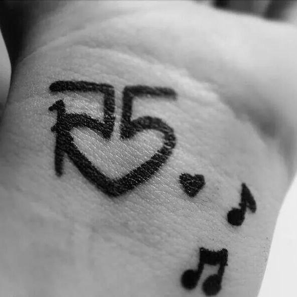 This account is run by @OfficialSeemoo | Bring @officialR5 to Egypt! |We need to see you cuz you keep us alive! |My Official Hashtag: #EgyptNeedsR5|