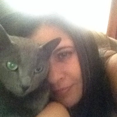 Luannpergola's profile picture. 