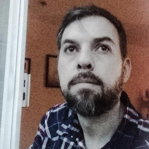 gusto del cine que confronta, la música que aporta. Apasionado por cerveza artesanal y corredor para ganarle al sedentario que me asecha. #cerverunner