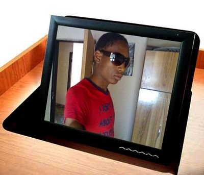 am tuku,21 yers n am single