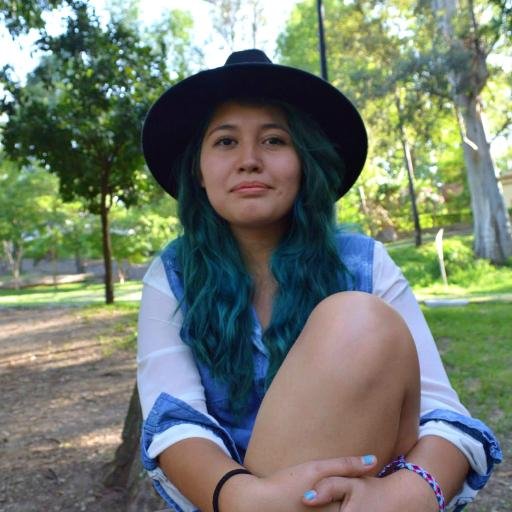 Futura diseñadora, estudiante de la @UNID_Cpe, con un niñote de nombre no común Tamarindo.