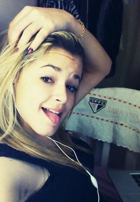 Parei de demonstrar, mas não parei de sentir :)