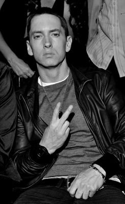 mohamadcom9962's profile picture. ميزنا الله بانا لنا عقلن يتدبر لكي يسعه ويتدبر ويهين بارجاء الدنيا لكي يتذكر الله يوفقنا يارب ￦