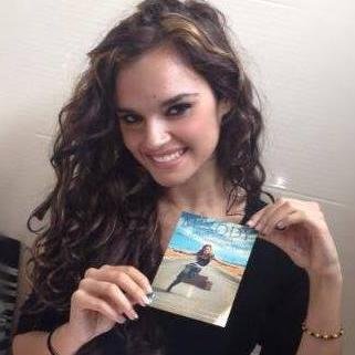 Somos la cuenta Fan club sede Colombia dedicada a seguir cada paso de la talentosa @Melodia_Ruiz A quien le queda Mucho Camino Por Andar #MeSiguesYTeSigo