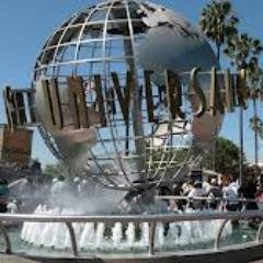 Welcome to Hollywood Trends, as beautiful & as crazy as it gets from California, the epicentre of the showbiz industry,