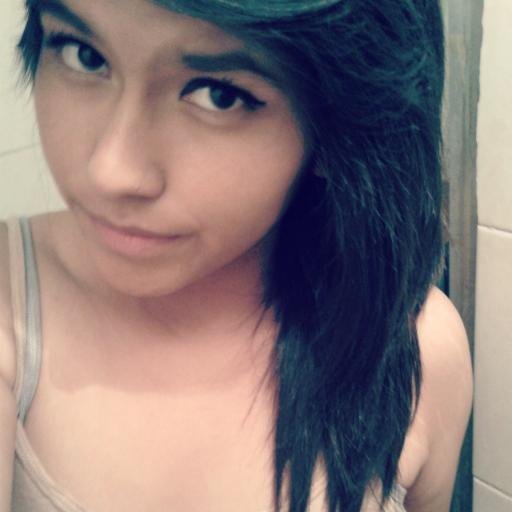 duva_scream's profile picture. A medida de que uno crece,el mundo deja de ser tan mágico como parece,dicho en otras palabras la infancia se acaba.