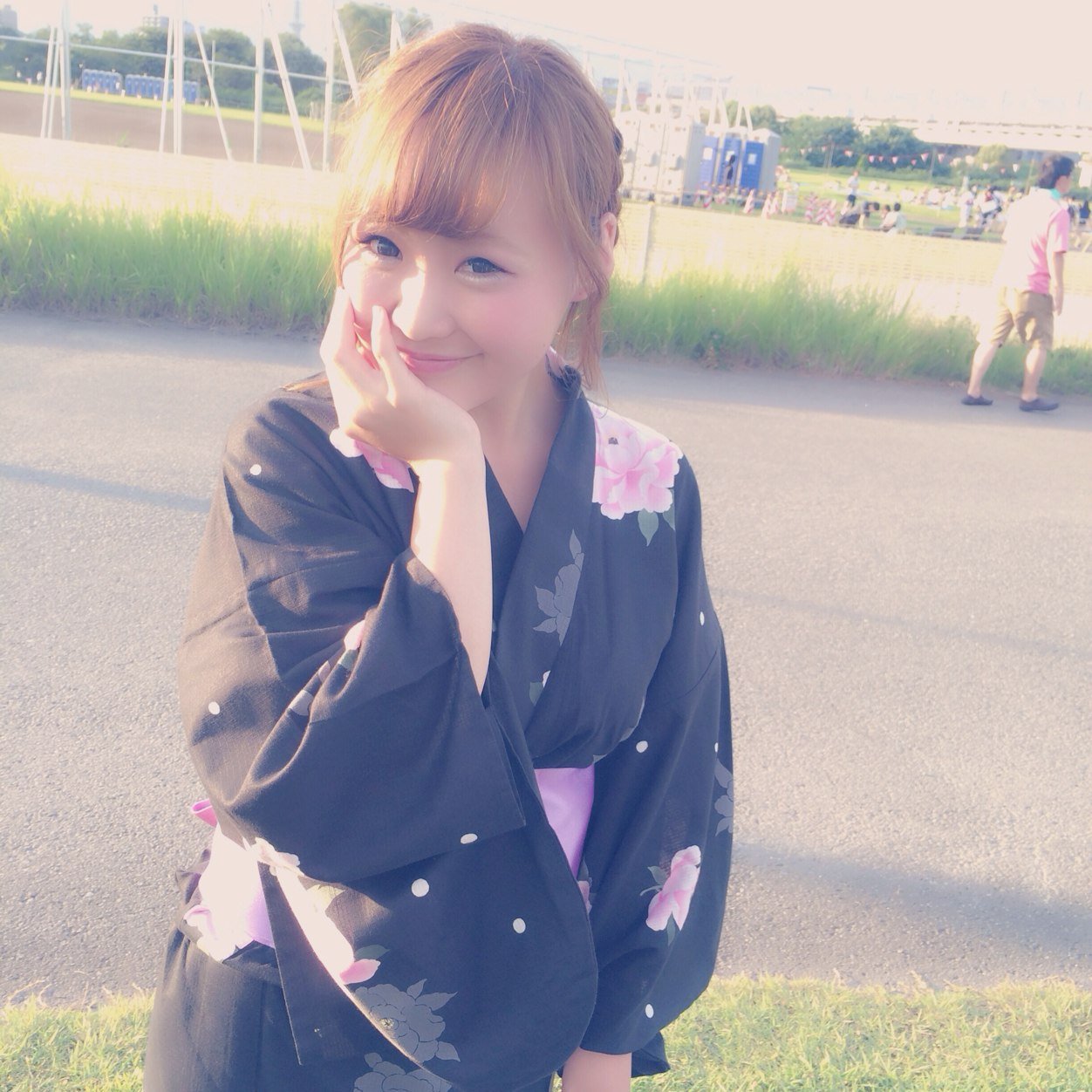 やなぎひとみ 濱田マサルさんがオススメのスキンケアと化粧品を片っ端から探してマサル コスメ以外は揃えた オイルと美容液は高すぎて買えないから口コミ人気のを買った スキンケア頑張るぞー 美白美肌 いつかノーファンデで歩きたい そしてマサルコスメ