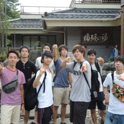 横一小、椚田中 、調布南高校、成蹊大学