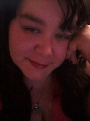 ShannonCox_'s profile picture. Writer of fiction, singer of songs.