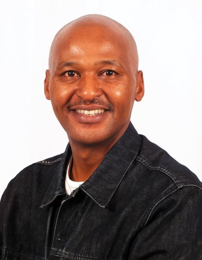 WaihenyaKabiru's profile picture. Works in Comms on Arts, English, Education & Society projects for @BritishCouncil. Tweets my own, especially on Arsenal. Nairobi. http://t.co/rNePcSxaaE