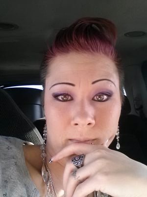 im_chel_abeyta's profile picture. co owner of unome cmd enterprise/ building maintenance/janitorial
distributor for It Works Global
and also for premier design jewelry.