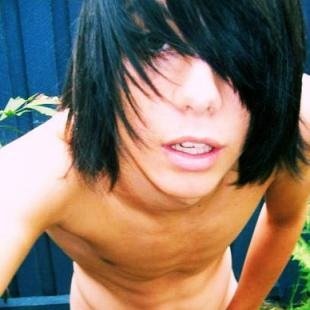 Role play. Bi. Come chat with me:)! Werewolf. single.