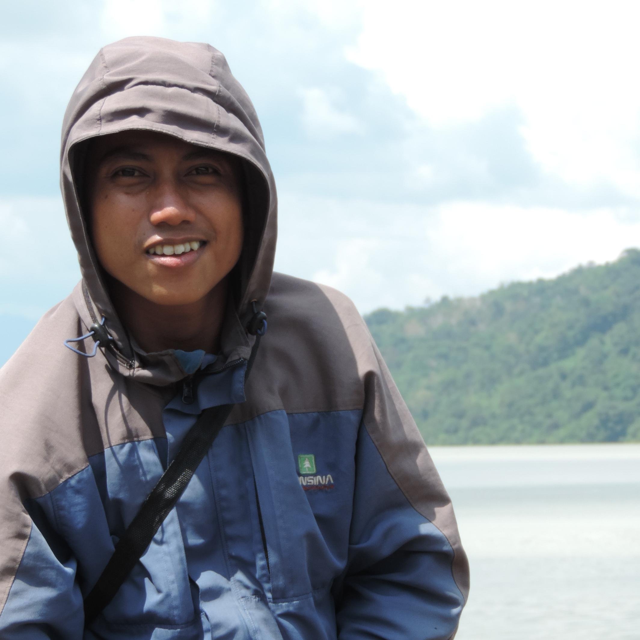 Bukan aku yg mencari kamu  bukan kamu yg mencari aku