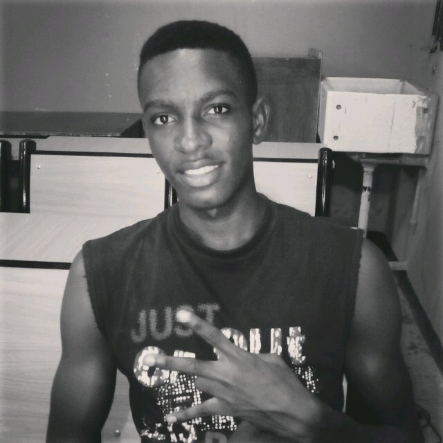 Aspiring Admiral, a cool dude without issues. #Tall #Igbo #Sexy #Nice #Christian and Damn I Love my life
