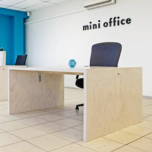Cape Town, shared office space, coworking for business owners / entrepreneurs, freelancers, start-ups. Desk, internet / wi-fi & office facilities, coffee.