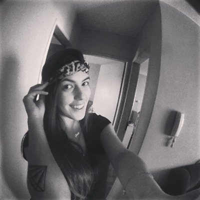 ariellymello