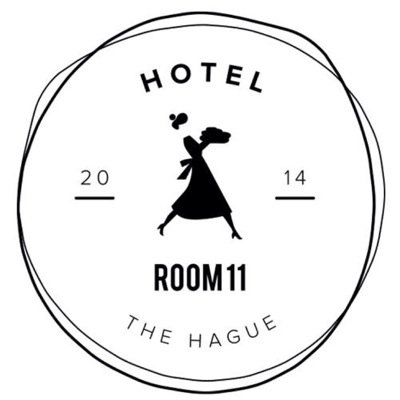 Nice Hotel with 10 rooms at the canal in the city center of The Hague. The Hotel is just 15 min of the beach. We serve 100% ecological breakfast.