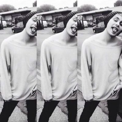 I gave you a free follow so please follow @mukespiercing