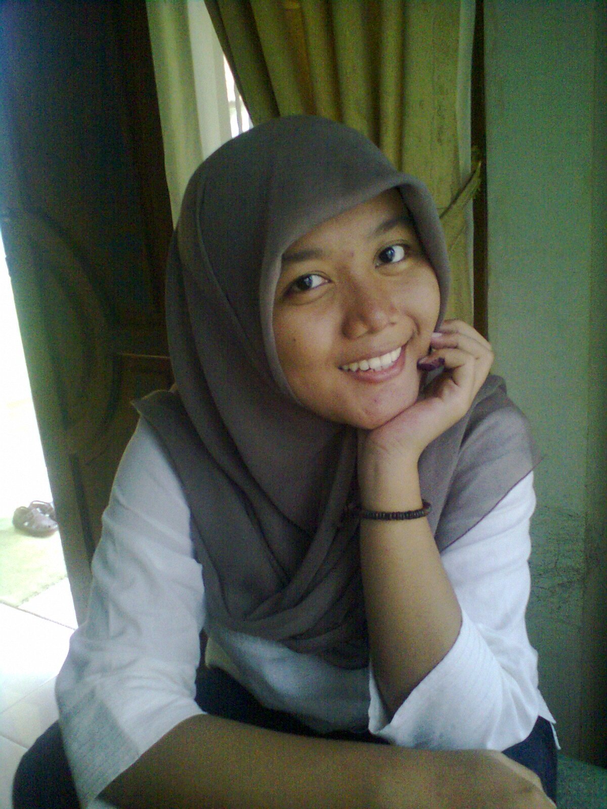 Tsuraya_Ghina's profile picture. Aku bahagia bisa bertemu dan mengenal kamu Aini :-* #hug miss you, I love you. Yakusa!