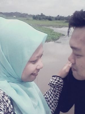 semua keinginan pasti tercapai jika kita melakukannya dgn sungguh ,, :-)