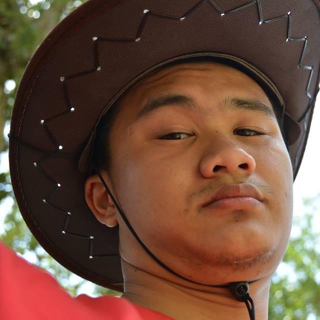 ZephyxCraft's profile picture. Just your friendly neighbourhood photographer!