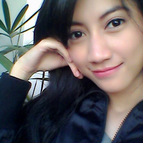 Anggrajani's profile picture. 