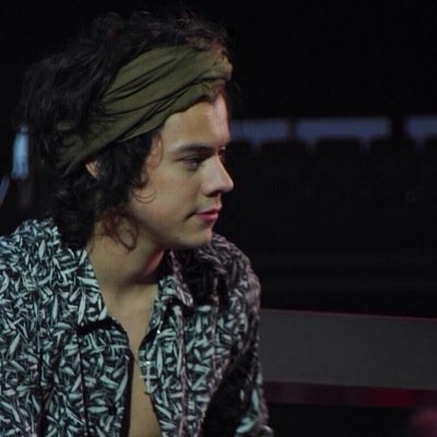 Your fave loves you :) free follow from @bitchfitstyles you should go follow her