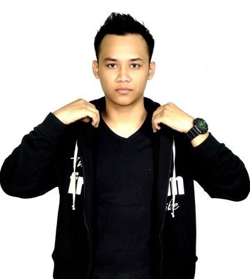 EMAIL : mukymdmm@gmail.com // 323c37a0
IG & Path : muky76