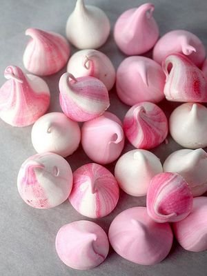 We make all different flavours and shapes meringues for weddings,  kids,  markets,  etc.