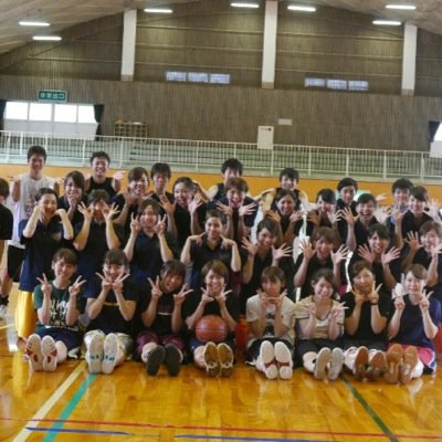 homesickersbsk's profile picture. バスケサークルです！ワイワイガヤガヤ！週1～2で体育館にて6時からバスケしてます！毎月イベントもあります（BBQ、花見などなど、）大会に出たり、合宿にいったり、文化祭で模擬店を開いたり、、興味のある方はフォローお願いします！