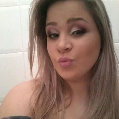 ~ Doce feito limão, delicada como um coice de mula, calma como uma bomba..'' #Wellington