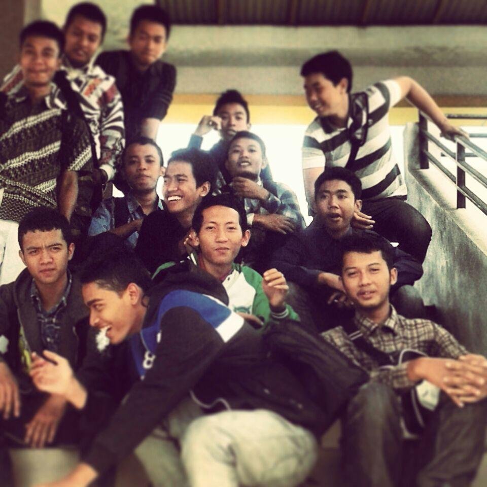 newbie at twitter. hye guys! have a great day's