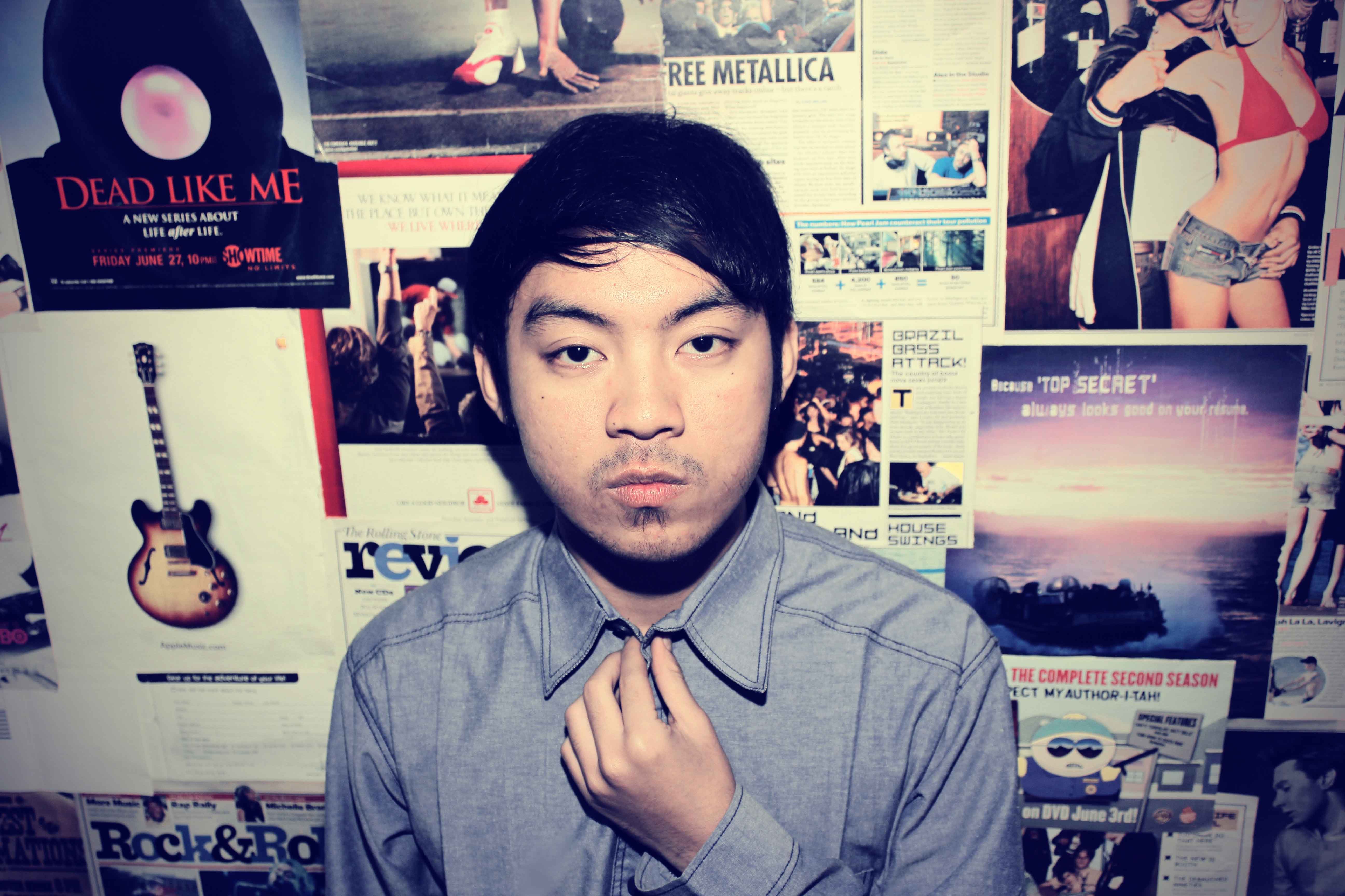 Instagram, Google+, Path, Foursquare : Faizal Muzaqi | Line : Famuzz | Studied Literature of Indonesia at Universitas Diponegoro !