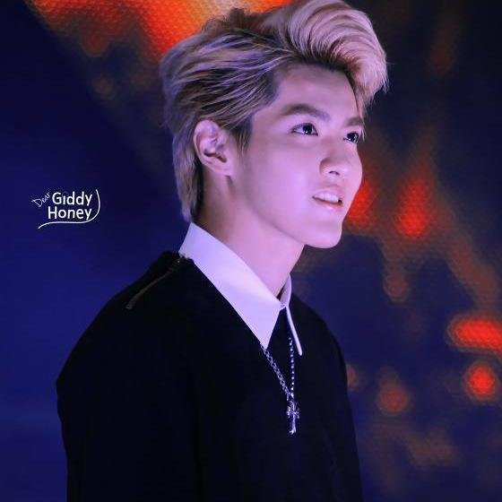 slh_exne's profile picture. เพิ่งเล่นทวิตฝากตัวด้วยน้า :3 
#คิดถึงเฮีย. คืรีวอแฮโย3