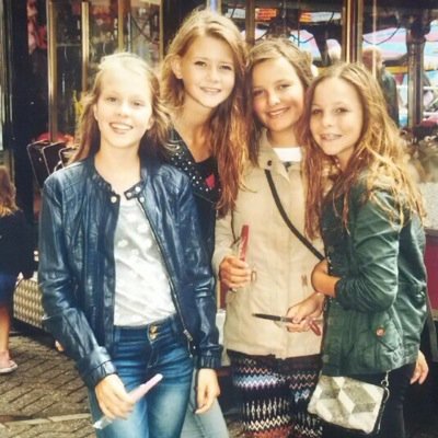 @floorwiemer ~ @isalieversx ~ @kikisiekerman ~ @fien_kusxx