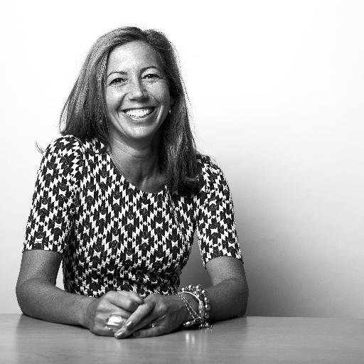 Principal - recruiting #interimMgt for #Retail. Passionate about the luxury side of life. #LuxuryLiz