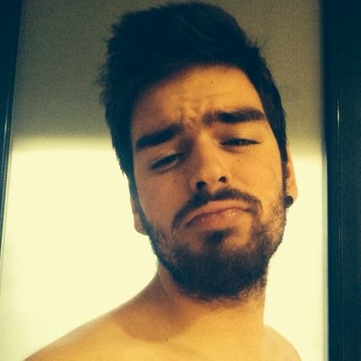 Aún conservo todos los dientes. https://t.co/JzeapHu9Ew
