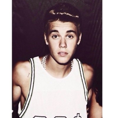 I've never been noticed by Justin or met him but I'm still here & I'm never leaving. Kidrauhl is my life. Saw him BELIEVE TOUR 6/26/13 Mama J & Nolan noticed!
