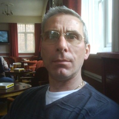 loves133's profile picture. 