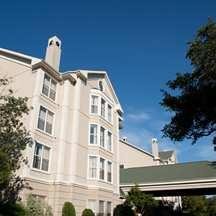 The Homewood Suites Arboretum is situated in the fabulous NW side of Austin. With tons of shopping, dining, entertainment options, you must come check us out!
