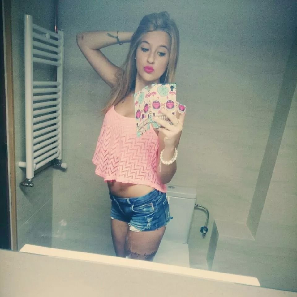 youngweldndfree's profile picture. Empatía, paciencia, trabajo, y solidaridad 🙅