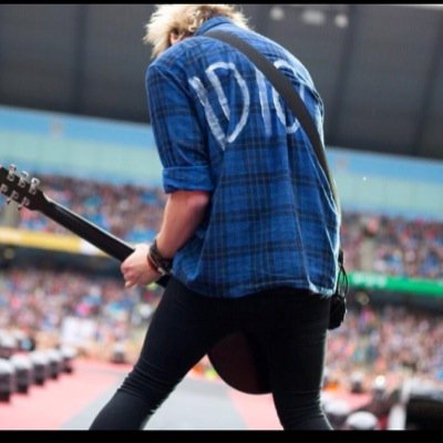 remember the youtube videos of these 4 wierd idiots doing covers of songs? yeah me to