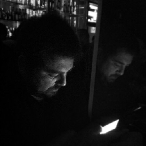 Hay que destruir la gravedad de los adversarios con el humor y su humor con la gravedad. (Gorgias)