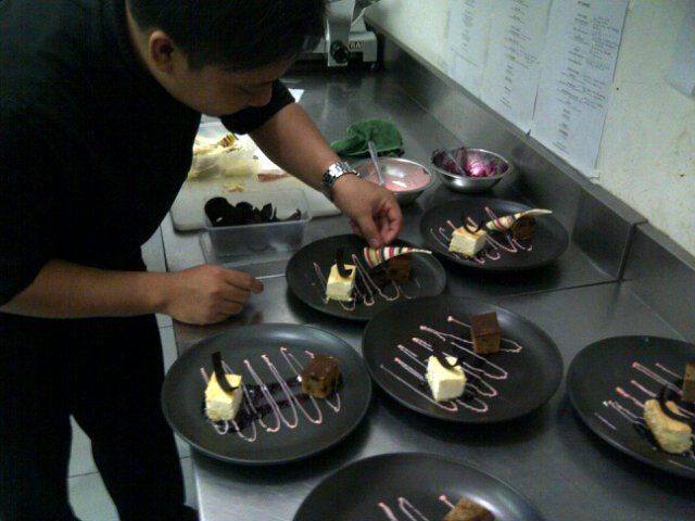 fannyrobial's profile picture. 