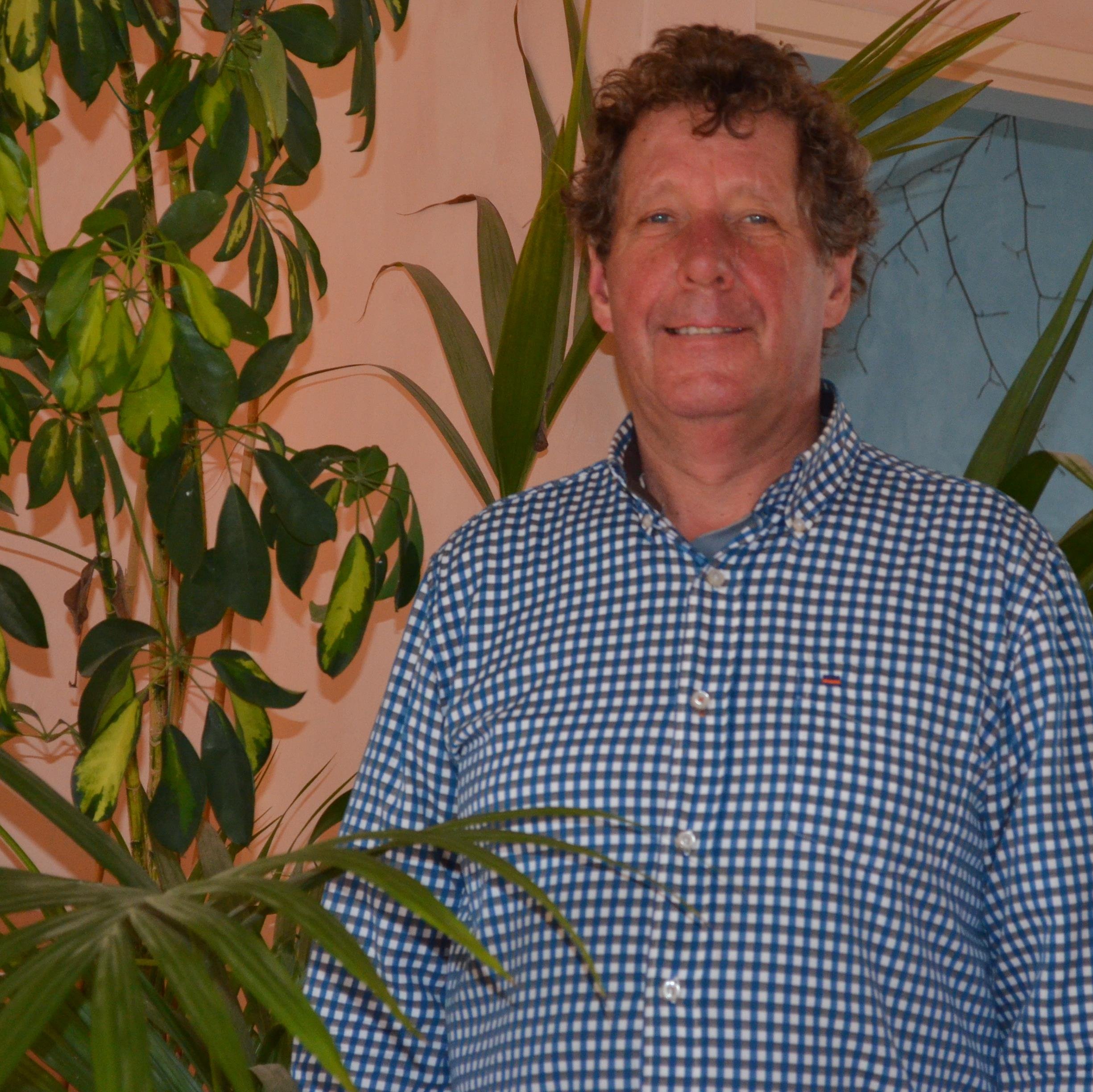 arctiumminus's profile picture. Tuinontwerper en coach. Amapola designing life/ gardens art and mental health. Zoekend naar de verbinding tussen groene omgeving, kunst en welbevinden.